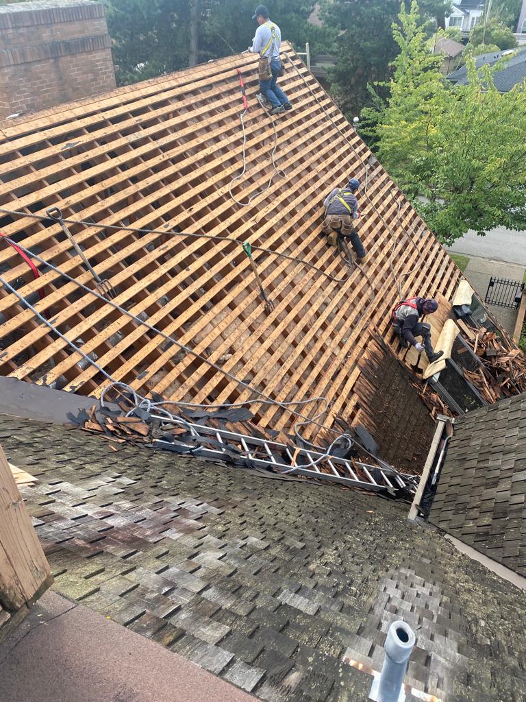 A-Top Roofing LTD. — roofing contractor in Vancouver, BC (photo 3)